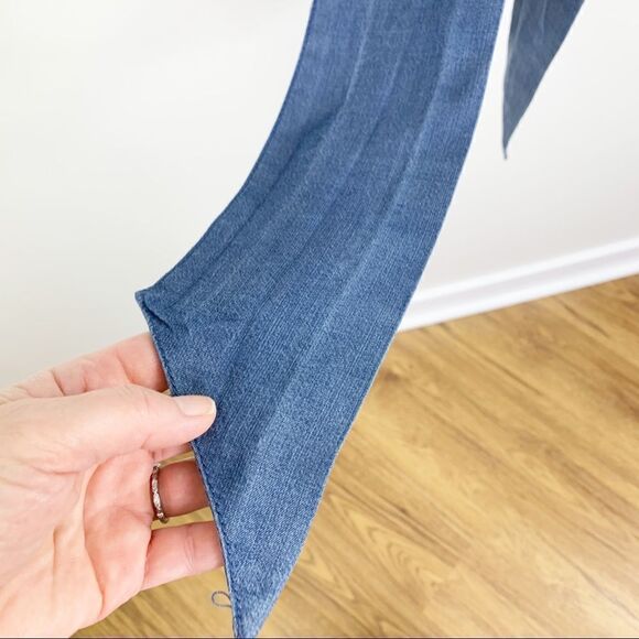 RD Style‎ Chambray Off-the-Shoulder Romper w/Wide Belt and Peplum Sleeves - Picture 5 of 12